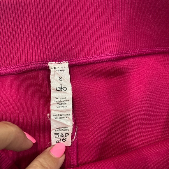 Alo yoga pink magenta crush sports bra xs biker shorts s   2 pc set - Picture 5 of 13